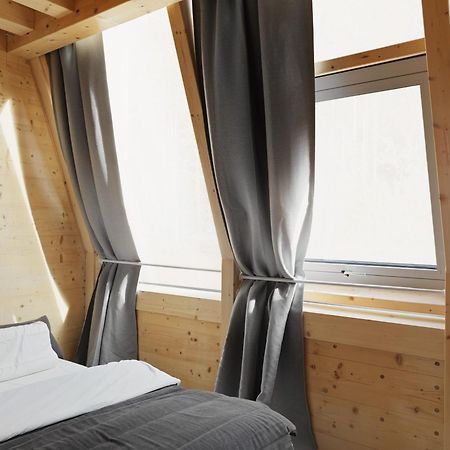 Mondholz - Urban Inn 24-7 Innsbruck Ngoại thất bức ảnh