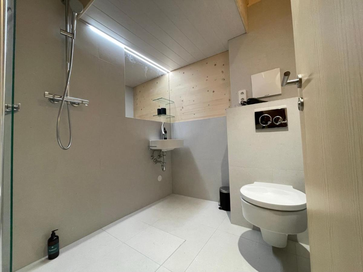 Mondholz - Urban Inn 24-7 Innsbruck Ngoại thất bức ảnh