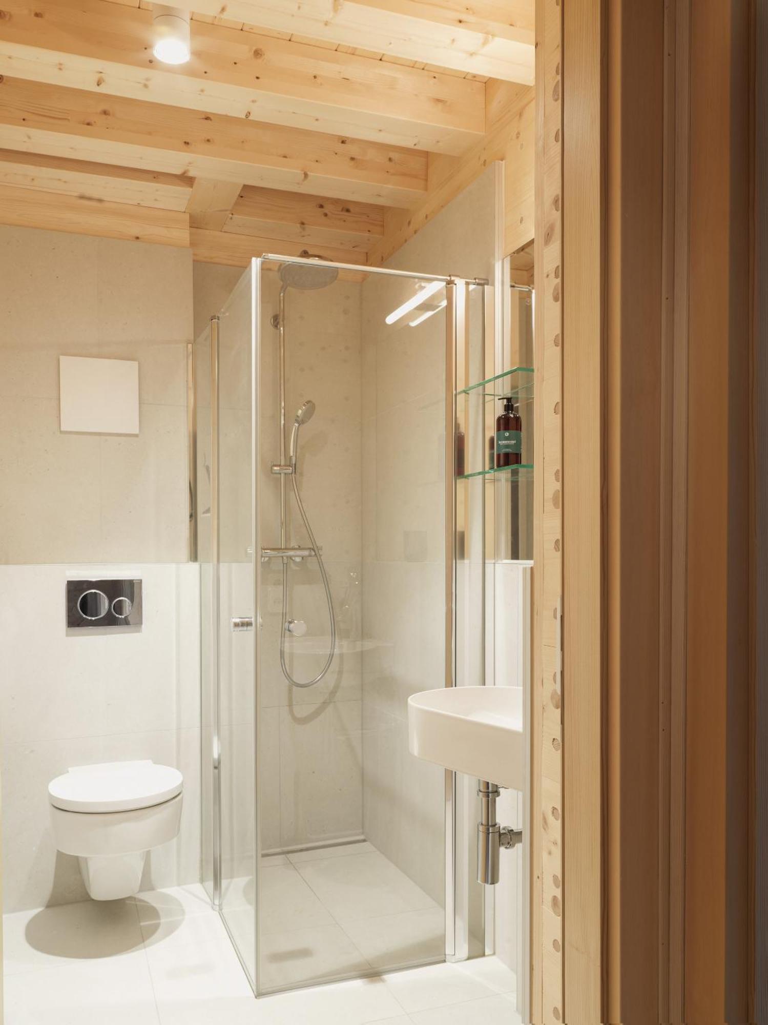Mondholz - Urban Inn 24-7 Innsbruck Ngoại thất bức ảnh