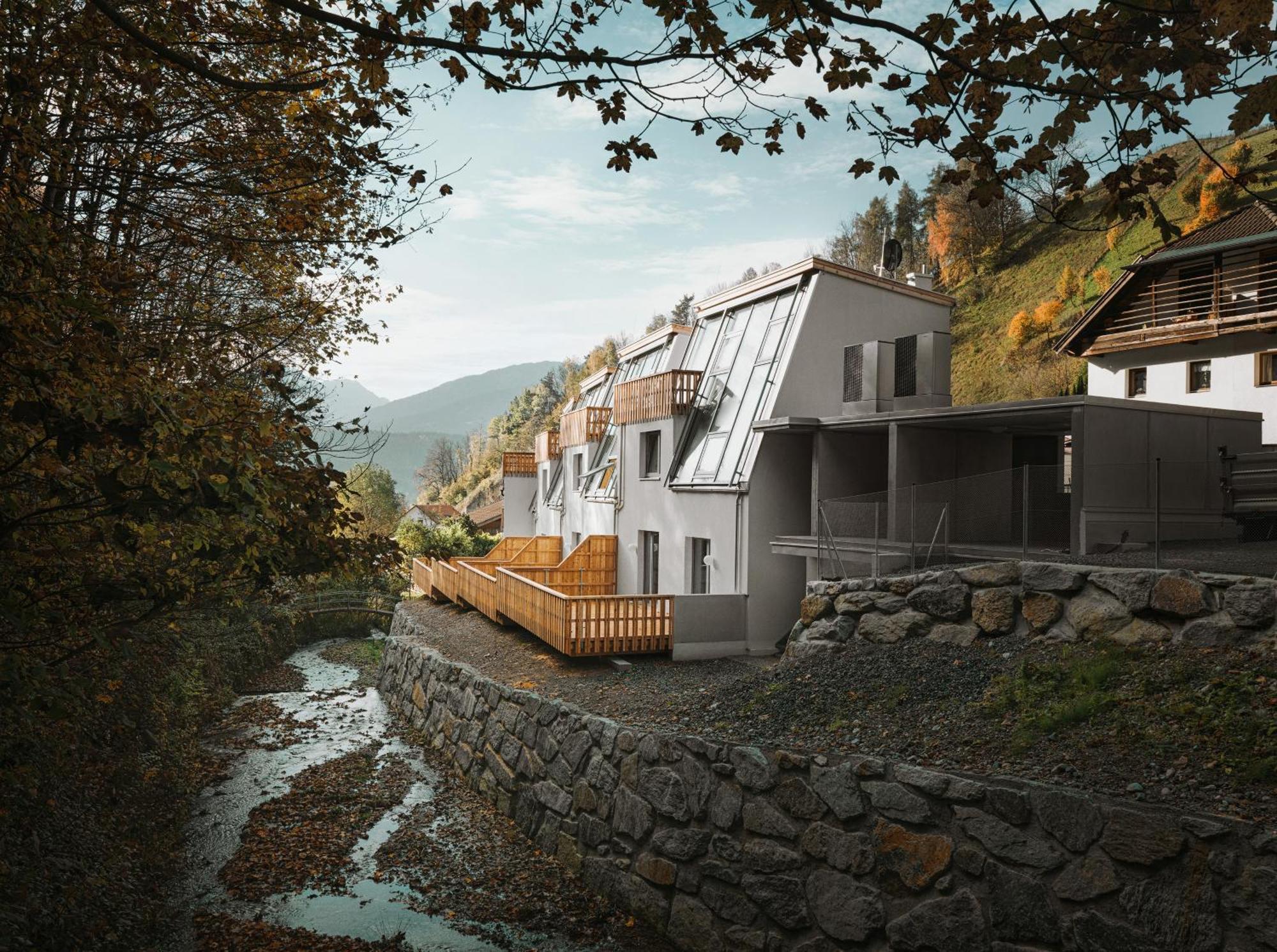 Mondholz - Urban Inn 24-7 Innsbruck Ngoại thất bức ảnh